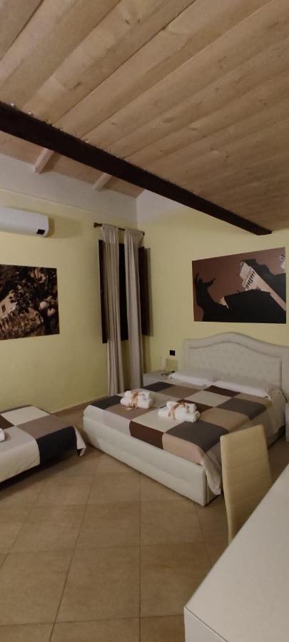 Dimora Al Saraceno Hotel Ferrara Bagian luar foto