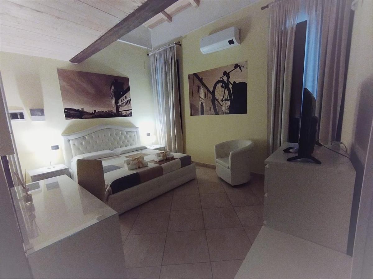 Dimora Al Saraceno Hotel Ferrara Bagian luar foto